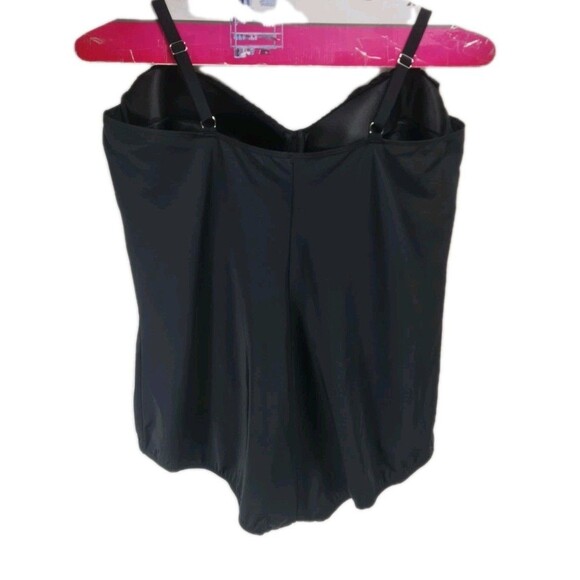 CATHERINES Women Plus Size 34W Black One Pieces Swim Suit Build In Bra 121P - Picture 2 of 5